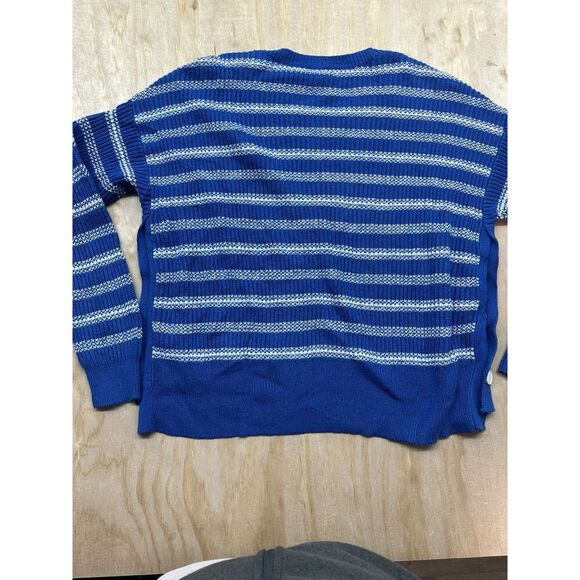 CAbi Womens Pullover Sweater M Blue Striped Oversized Knit Buttons Slouchy 6165 - Picture 5 of 7